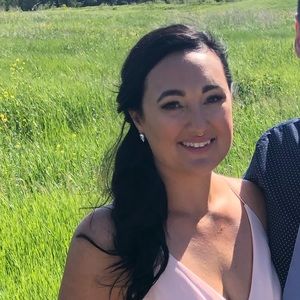 Meet your Posher, Caitlyn